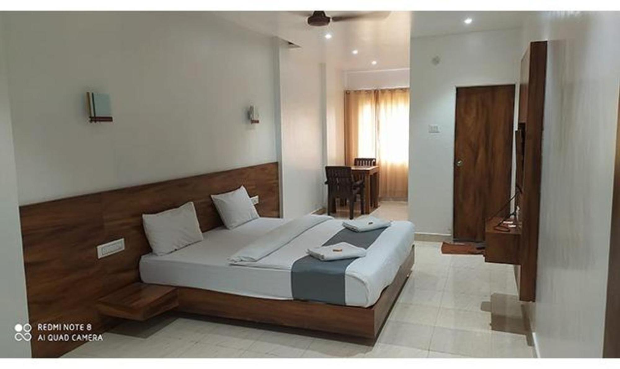 Fabhotel Omkar Pride Пуна Экстерьер фото