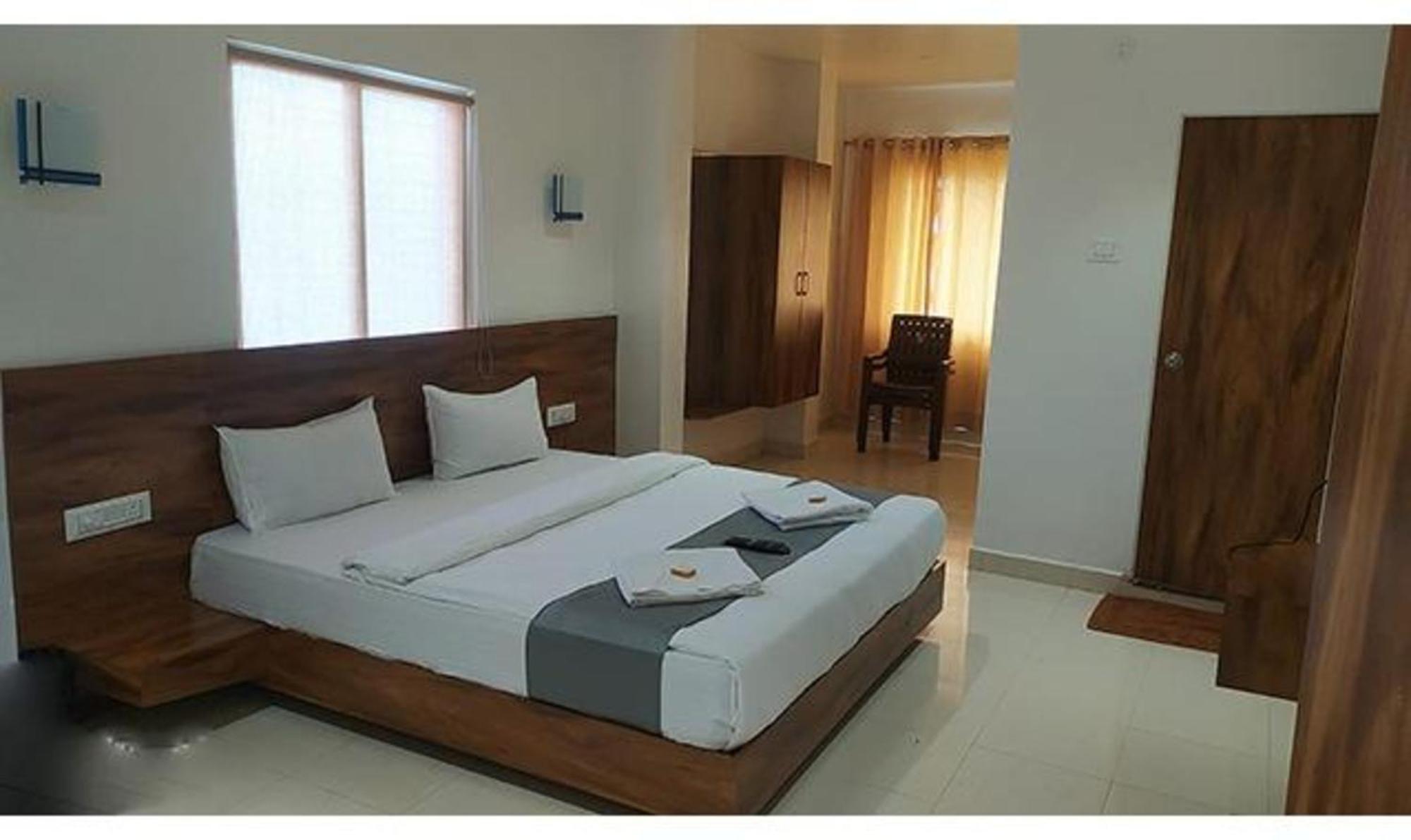 Fabhotel Omkar Pride Пуна Экстерьер фото